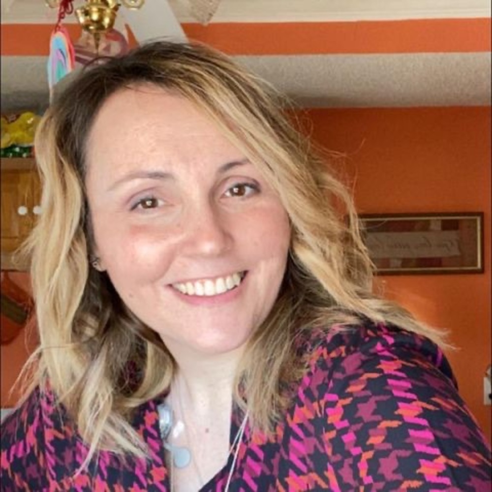 Meet your Posher, Dana